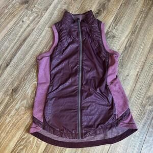 Lululemon Rebel Runner Vest Women Size 10Bordeaux Drama Burgundy Running
